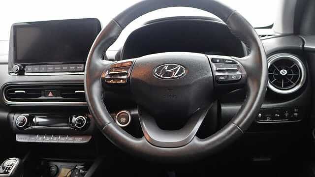 Hyundai KONA 1.0 T-GDi MHEV Premium SUV 5dr Petrol Hybrid Manual Euro 6 (s/s) (120 ps)
