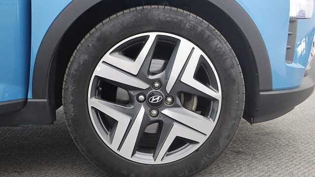Hyundai BAYON 1.0 T-GDi MHEV Premium SUV 5dr Petrol Hybrid Manual Euro 6 (s/s) (100 ps)