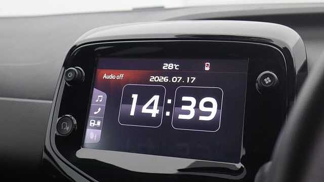Citroen C1 1.0 VTi Shine Hatchback 5dr Petrol Manual Euro 6 (s/s) (72 ps)