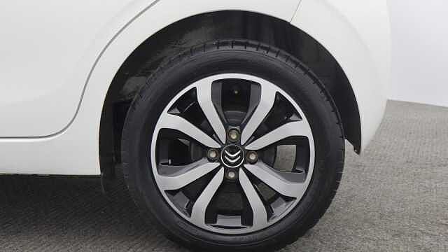 Citroen C1 1.0 VTi Shine Hatchback 5dr Petrol Manual Euro 6 (s/s) (72 ps)