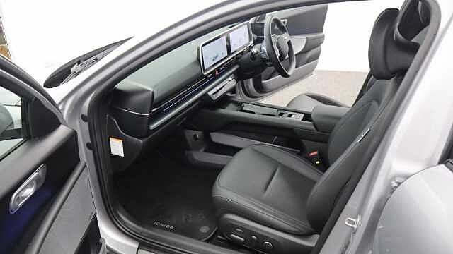 Hyundai IONIQ 6 77.4kWh Ultimate Saloon 4dr Electric Auto (228 ps) Silver