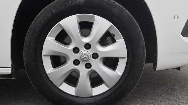Vauxhall Combo Life 1.2 Turbo GPF Energy MPV 5dr Petrol Manual Euro 6 (s/s) (110 ps)