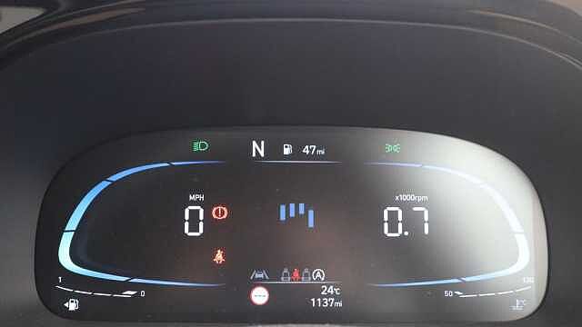 Hyundai i10 1.2 Premium Hatchback 5dr Petrol Auto Euro 6 (s/s) (79 ps)