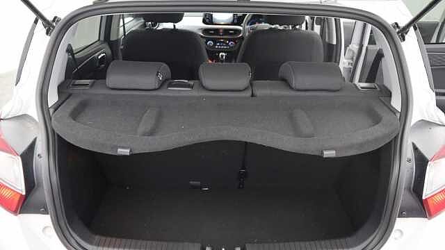 Hyundai i10 1.2 Premium Hatchback 5dr Petrol Auto Euro 6 (s/s) (79 ps)