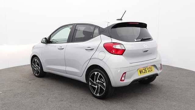 Hyundai i10 1.2 Premium Hatchback 5dr Petrol Auto Euro 6 (s/s) (79 ps)