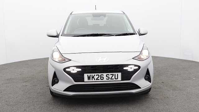Hyundai i10 1.2 Premium Hatchback 5dr Petrol Auto Euro 6 (s/s) (79 ps)