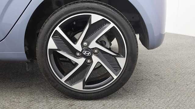 Hyundai i10 1.2 Premium Hatchback 5dr Petrol Manual Euro 6 (s/s) (79 ps)