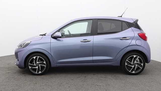 Hyundai i10 1.2 Premium Hatchback 5dr Petrol Manual Euro 6 (s/s) (79 ps)
