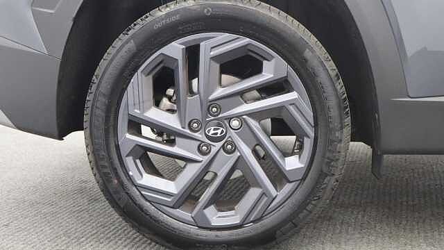 Hyundai TUCSON 1.6T Hybrid Black Line SUV 5dr Petrol Hybrid Auto Euro 6 (s/s) (239 ps) Grey