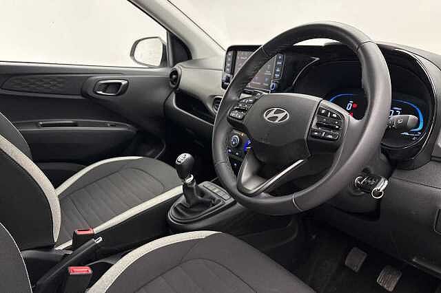 Hyundai INSTER Long Range 49kWh 02 SUV 5dr Electric Auto (115 ps)