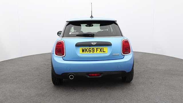 MINI Hatch 1.5 Cooper Classic Hatchback 3dr Petrol Steptronic Euro 6 (s/s) (136 ps)
