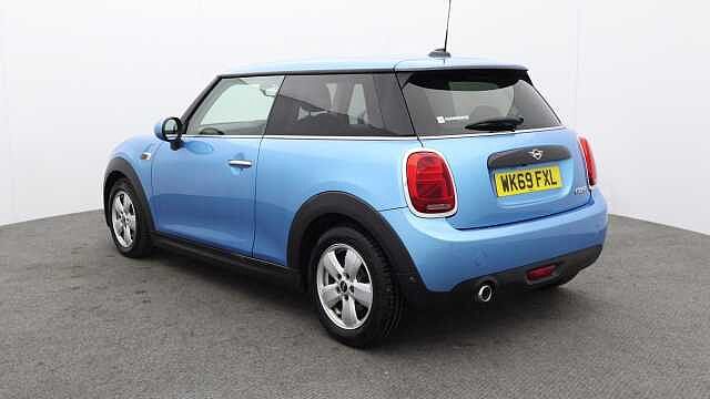 MINI Hatch 1.5 Cooper Classic Hatchback 3dr Petrol Steptronic Euro 6 (s/s) (136 ps)