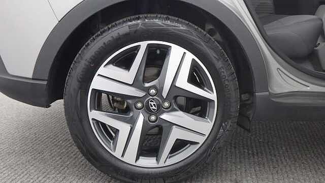 Hyundai BAYON 1.0 T-GDi MHEV Ultimate SUV 5dr Petrol Hybrid DCT Euro 6 (s/s) (100 ps)