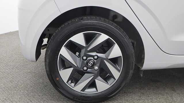 Hyundai i10 1.0 Advance Hatchback 5dr Petrol Manual Euro 6 (s/s) (63 ps)