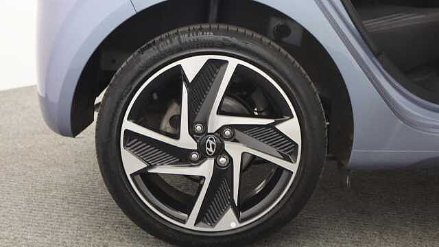 Hyundai i10 1.0 Premium Hatchback 5dr Petrol Manual Euro 6 (s/s) (63 ps)