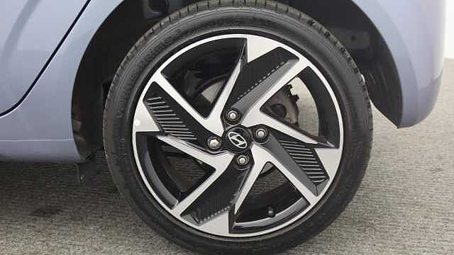 Hyundai i10 1.0 Premium Hatchback 5dr Petrol Manual Euro 6 (s/s) (63 ps)
