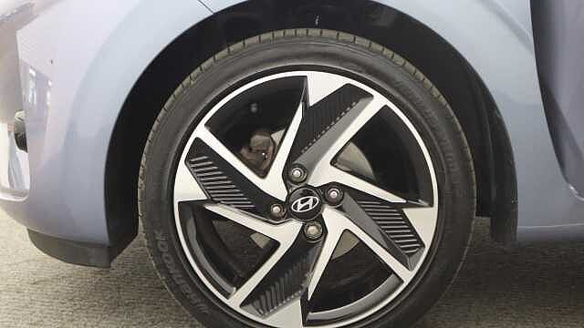 Hyundai i10 1.0 Premium Hatchback 5dr Petrol Manual Euro 6 (s/s) (63 ps)