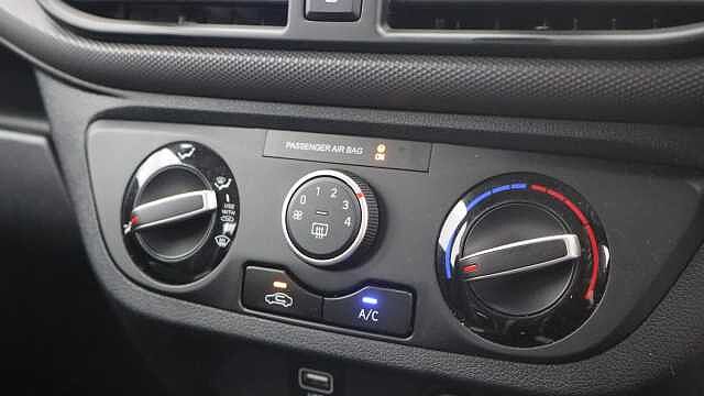 Hyundai i10 1.2 SE Connect Hatchback 5dr Petrol Auto Euro 6 (s/s) (84 ps)