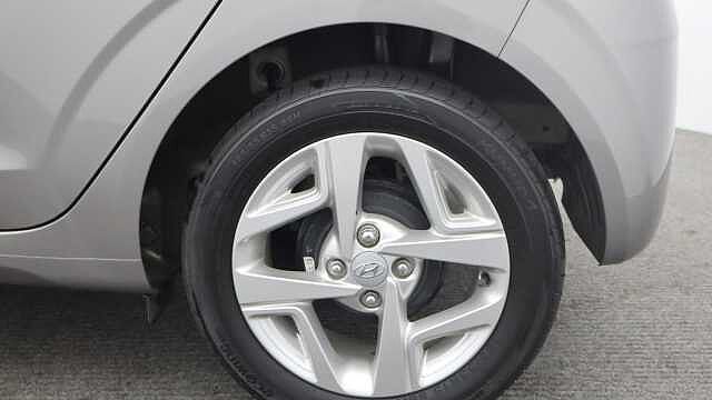 Hyundai i10 1.2 SE Connect Hatchback 5dr Petrol Auto Euro 6 (s/s) (84 ps)