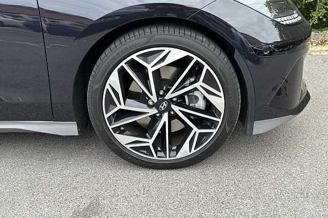 Hyundai Ioniq 6 168kW Premium 77kWh 4dr Auto