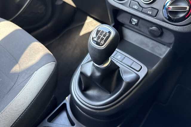 Hyundai I10 1.2 MPi SE Connect 5dr Dragon Red