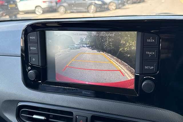 Hyundai I10 1.2 MPi SE Connect 5dr Dragon Red