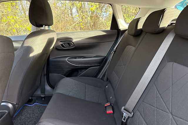 Hyundai Bayon T-GDI SE CONNECT DCT MHEV