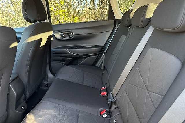 Hyundai Bayon T-GDI PREMIUM MHEV