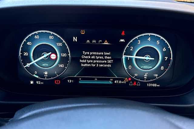 Hyundai Bayon T-GDI PREMIUM MHEV