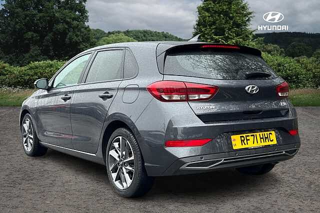 Hyundai i30 T-GDI PREMIUM MHEV