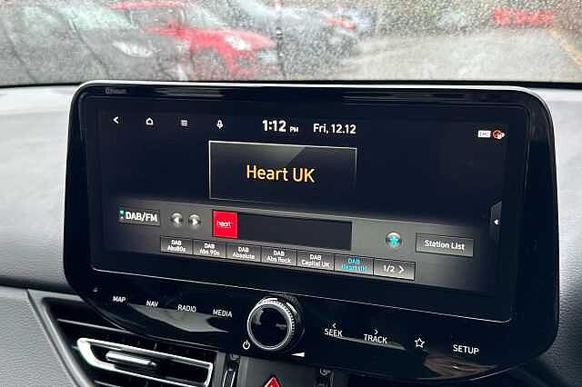 Hyundai i30 T-GDI PREMIUM MHEV