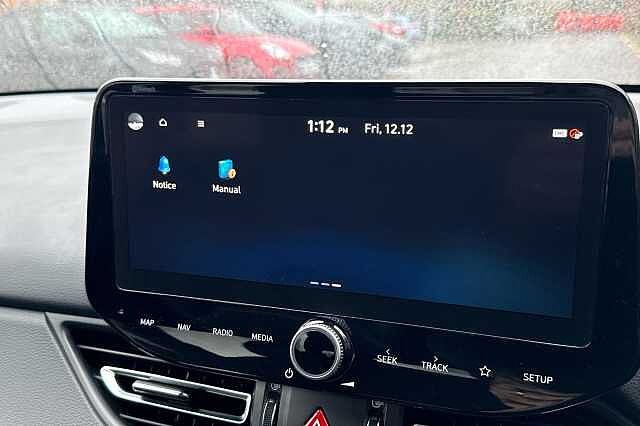 Hyundai i30 T-GDI PREMIUM MHEV