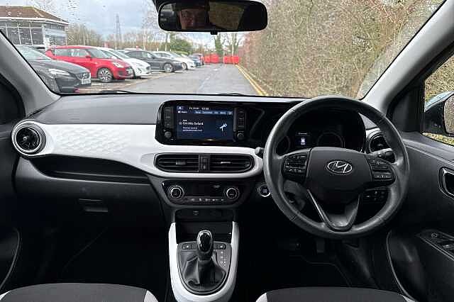 Hyundai I10 MPI PREMIUM Mangrove Green