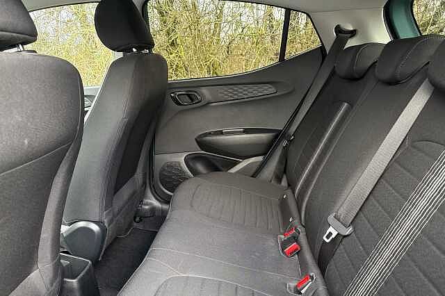 Hyundai I10 MPI PREMIUM Mangrove Green