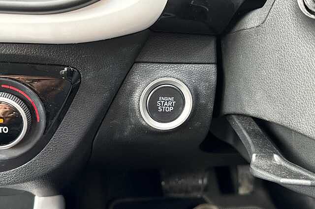 Hyundai I10 MPI PREMIUM Mangrove Green