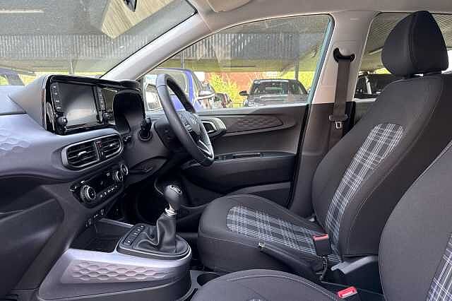 Hyundai I10 PREMIUM Mangrove Green