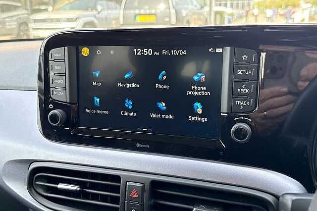 Hyundai I10 PREMIUM Mangrove Green