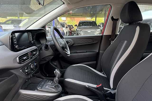 Hyundai I10 ADVANCE Dragon Red