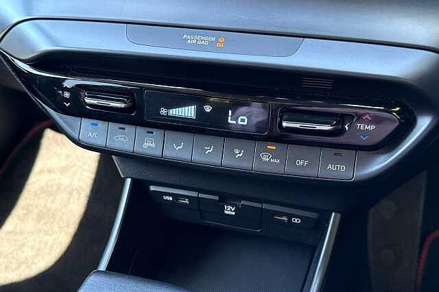 Hyundai i20 T-GDI PREMIUM MHEV