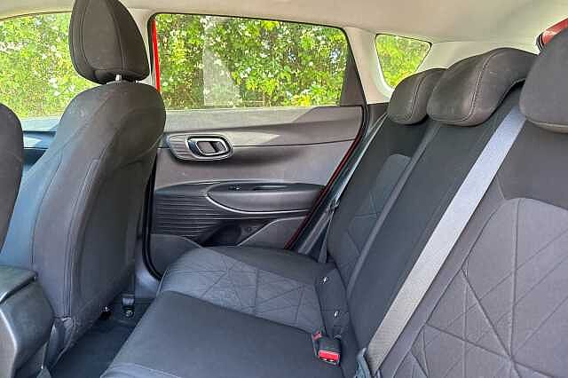 Hyundai Bayon T-GDI PREMIUM DCT MHEV