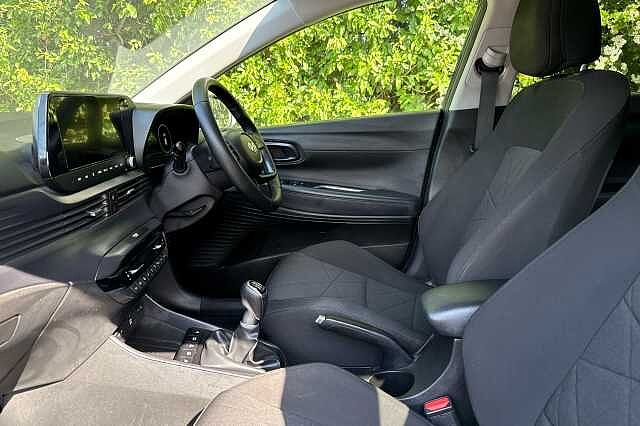 Hyundai Bayon T-GDI PREMIUM MHEV