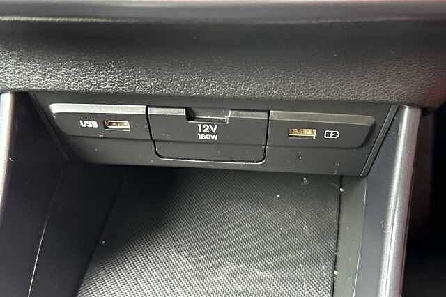 Hyundai Bayon T-GDI SE CONNECT DCT MHEV