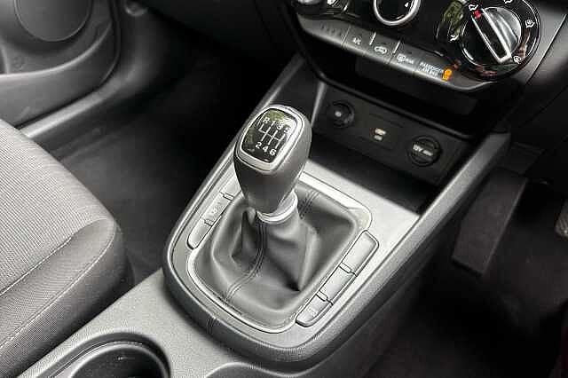 Hyundai Kona T-GDI SE CONNECT MHEV