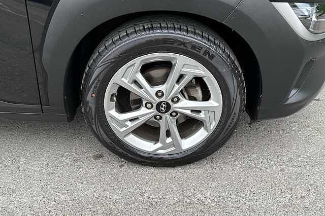Hyundai Kona T-GDI SE CONNECT MHEV