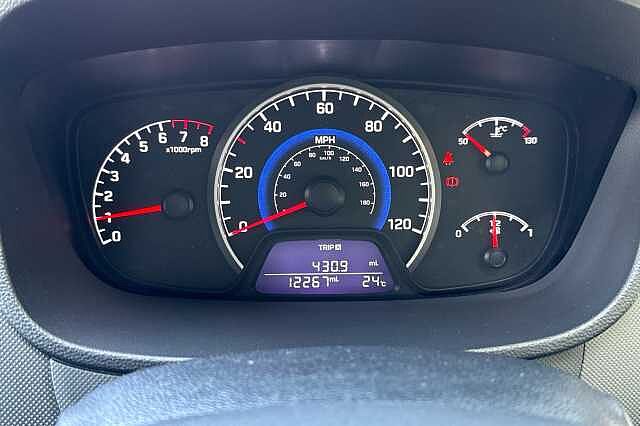 Hyundai i10 PREMIUM