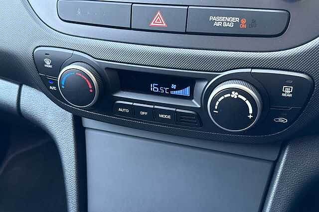 Hyundai i10 PREMIUM