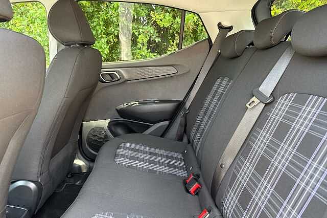 Hyundai i10 PREMIUM