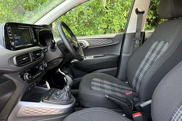 Hyundai i10 PREMIUM