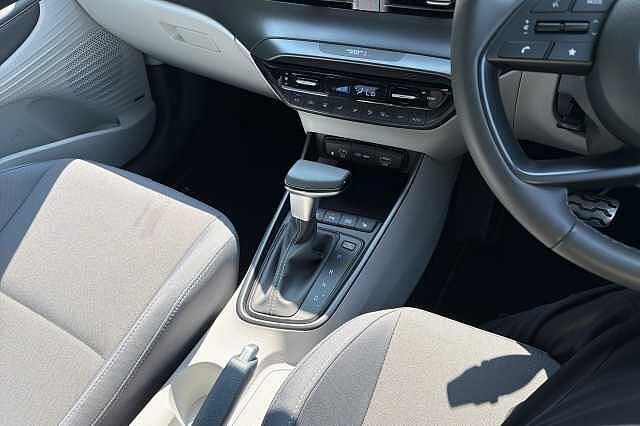 Hyundai BAYON T-GDI ULTIMATE DCT Vibrant Blue