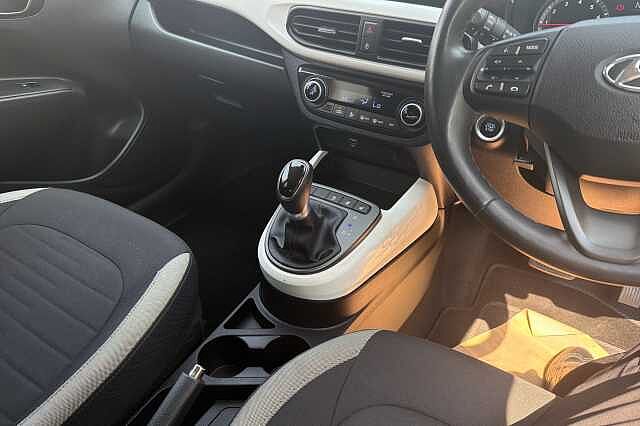 Hyundai I10 MPI PREMIUM Phantom Black